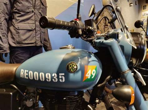 Royal Enfield launches Classic 350 Signals Edition | रॉयल एन्‍फील्‍ड ने ...