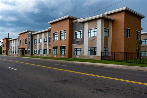 Regency at Chene – Roseville Glass Co. LLC