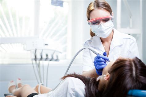 What does a Dental Hygienist do? | Enamel Dental Centre