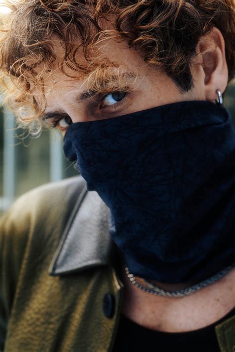 478.654+ Fotos y Imágenes de Mujeres+encueradas+sin+ropa Gratis · Banco ...