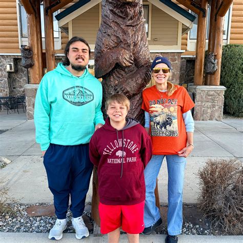 CLUBHOUSE INN WEST YELLOWSTONE - Hotel Reviews, Photos, Rate Comparison ...