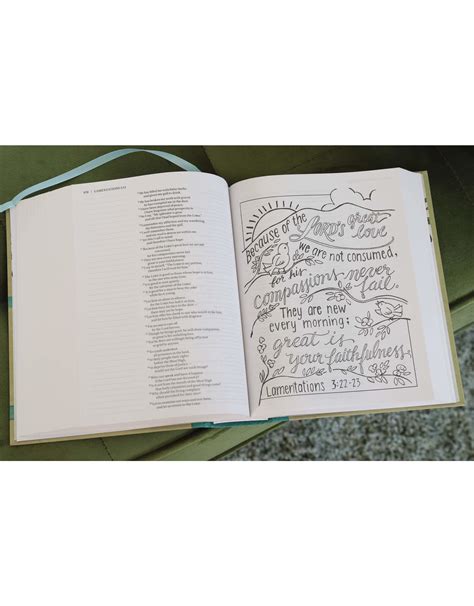 NIV Beautiful Word Coloring Bible - Reilly's Church Supply & Gift Boutique