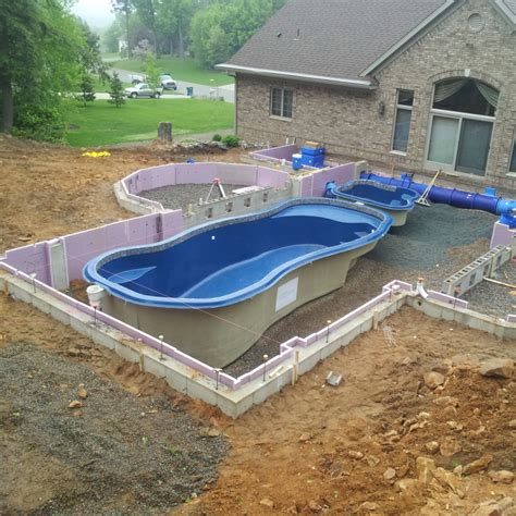 Latham Vista Isle Fiberglass Pool in Wausau WI by Pool Pros | Pools ...