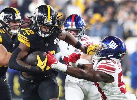 Myles Garrett's Halloween costume inspired by 'Terminator' movie