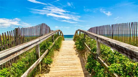 7 Small Summer Towns With The Best Beaches In Maine