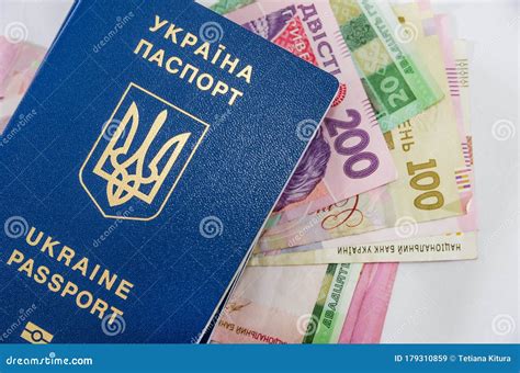 中国护照含金量全球排名落后乌克兰33位 - 知乎