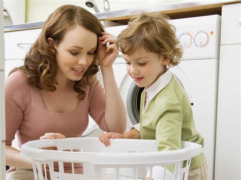 Help Out 的图像结果