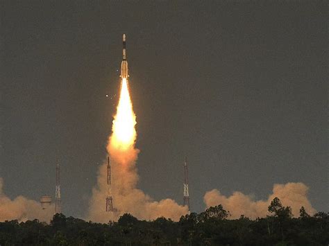 ISRO Is Launching A Satellite To Venus In 2023, And Is Inviting ...