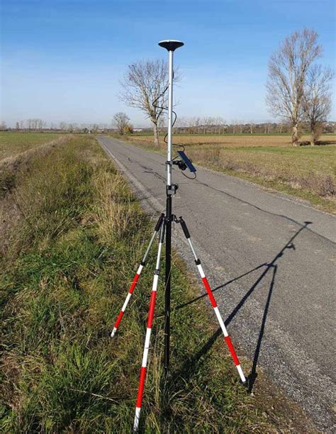 अपने DJI RTK ड्रोन के लिए कम लागत वाला बेस स्टेशन कैसे स्थापित करें ...