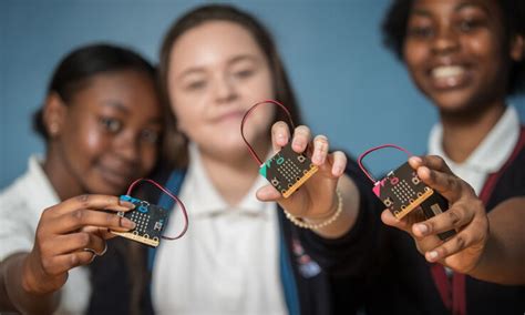 Tackling education challenges – scaling up pioneering projects