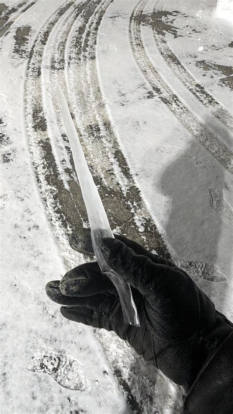 Rate my wand pic, do you think she'll appreciate it? : r/wizardposting