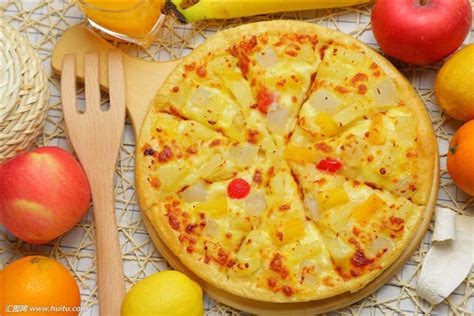 水果披萨的做法大全图解放什么水果好吃,自制水果披萨需要哪些材料_爱厨爱家网