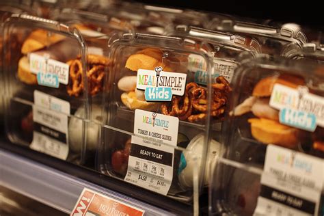 H-E-B announces plans to open two Joe V’s Smart Shop by H-E-B stores in ...