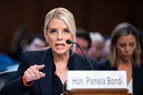 Pamela Bondi stonewalls Democrats at DOJ oversight hearing - Roll Call