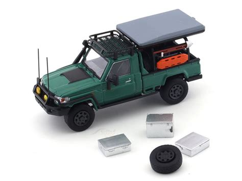 Toyota Land Cruiser LC79 Pickup green 1:64 Autobots Model diecast scale ...