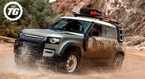 Top Gear Drives The New Land Rover Defender In Namibia - Boss Hunting