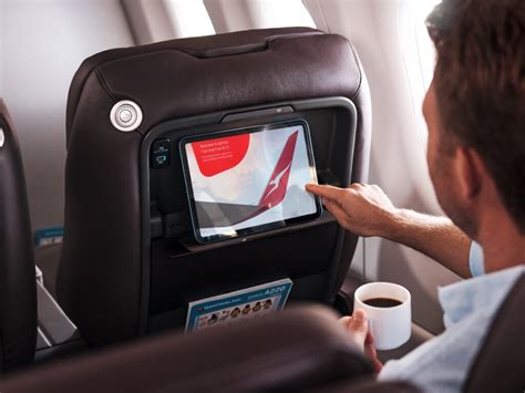 Qantas A220 Business Class 的图像结果