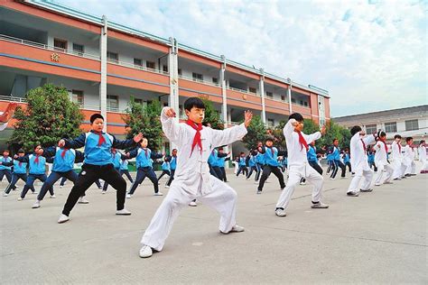 打太极送什么礼物最新素材
