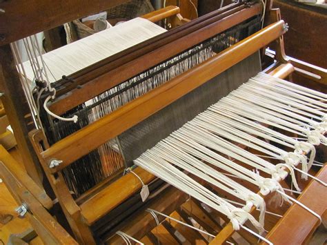 Build A Weaving Loom