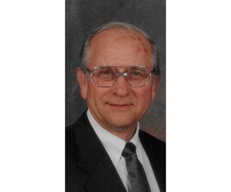 Everett Dennis Obituary (2025) - Mount Zion, IL - Decatur Herald & Review