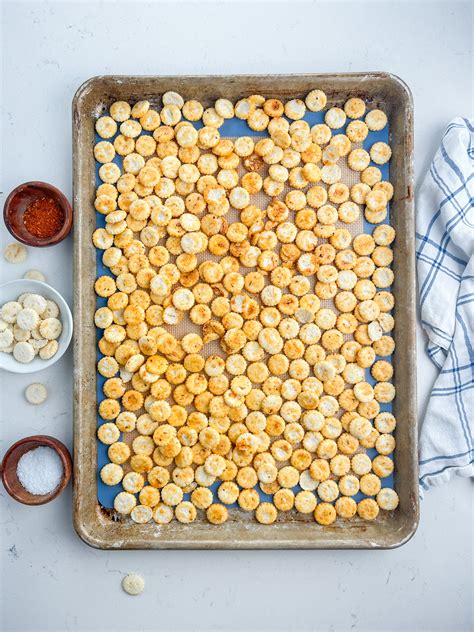 Cajun Seasoned Oyster Crackers at Eugene Mash blog