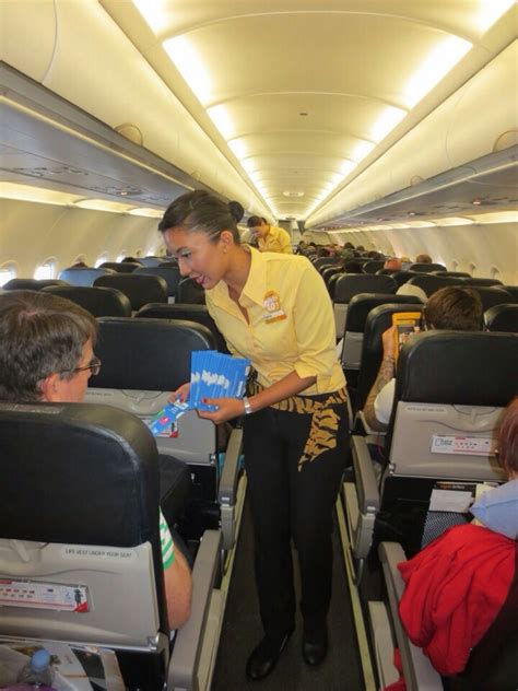 Innovative Airport Lounge Advertising Solutions - Atin OOH