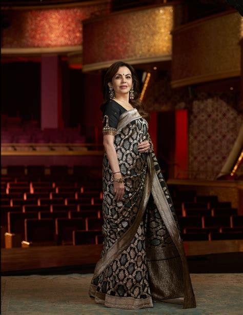 NITA AMBANI ADORNS MAJESTIC BANARASI JANGLA SAREE FROM SWADESH AT MISS ...