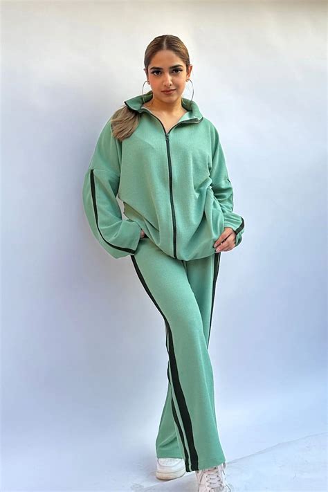 20+ Trendy Vacation Outfits for Your Perfect Trip – Nolabels