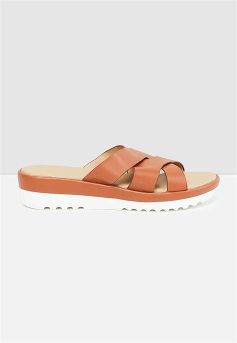 Buy Women Solid Open Toe Flatform Sandals Online at just Rs. 999.0 ...