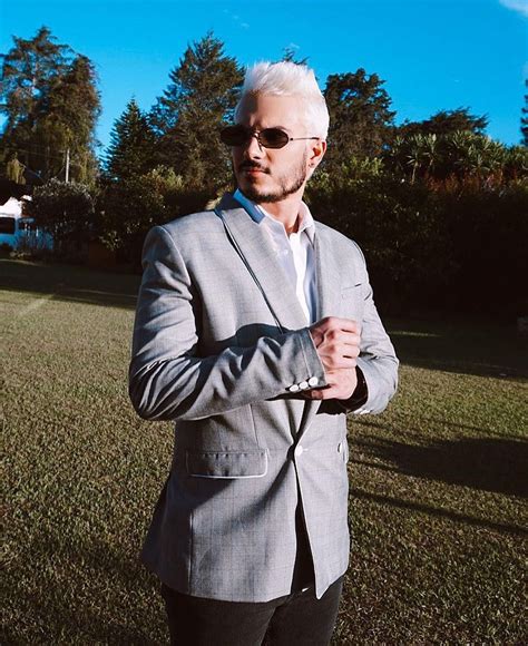 Me Recordarás (part. Grupo Firme y Yera) (Lyrics in English) - Pipe Bueno