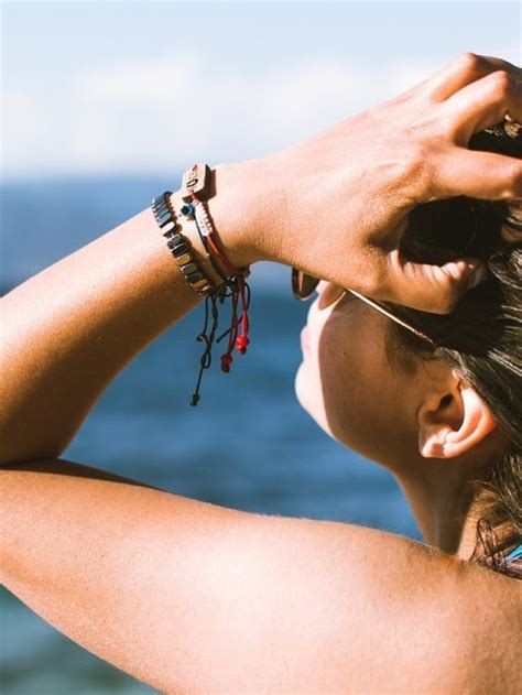 7 Quick Home Remedies To Remove Sun Tan