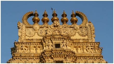 Temples in Karnataka: ತಮ್ಮ ಸ್ವಂತ ಭೂಮಿಯನ್ನು ತನ್ನ ಹೆಸರಿಗೆ ...