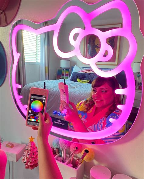 Hello Kitty Led Mirror Wall