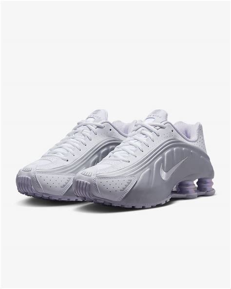 Nike Shox R4 Women's Shoes. Nike IN