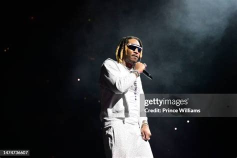 Future Rapper Concert 的图像结果