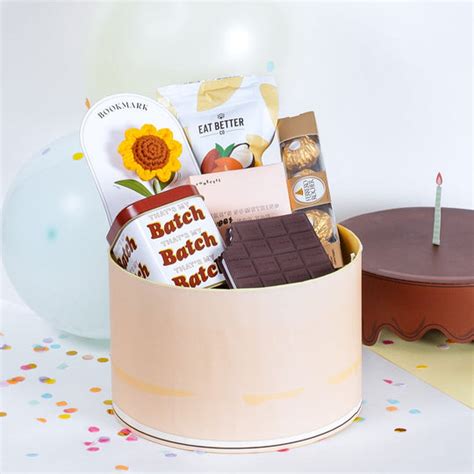 Best Gift Box for Birthday | Special Birthday Gift Hampers – Confetti Gifts