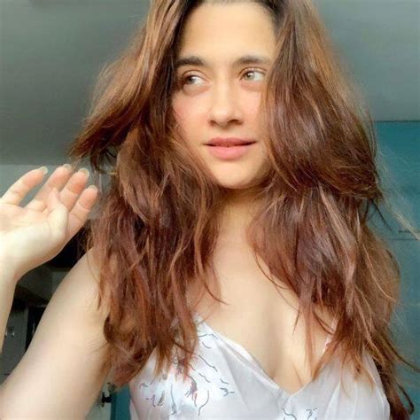 Lockdown dairies: Sanjeeda Shaikh's no makeup pictures are so serene