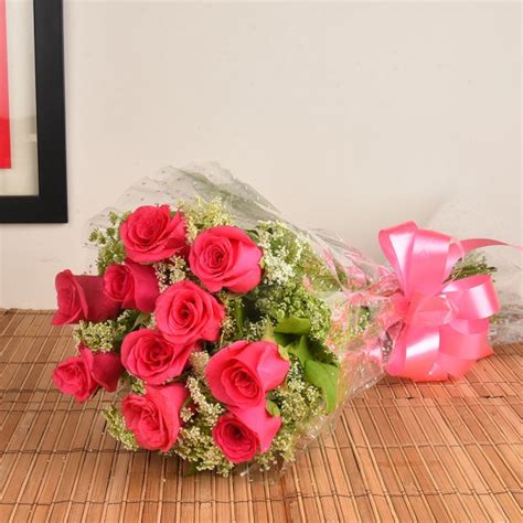 15 Pink Roses Bouquet Online | 15 Pink Roses Bunch