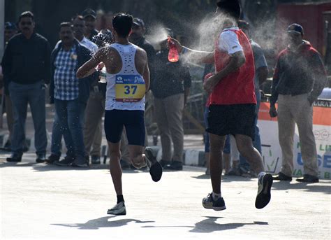 TATA Mumbai Marathon 2023: 14 runners hospitalised, number lesser this ...