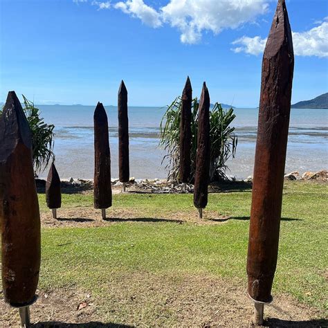 CARDWELL AT THE BEACH - Motel Reviews, Photos, Rate Comparison ...