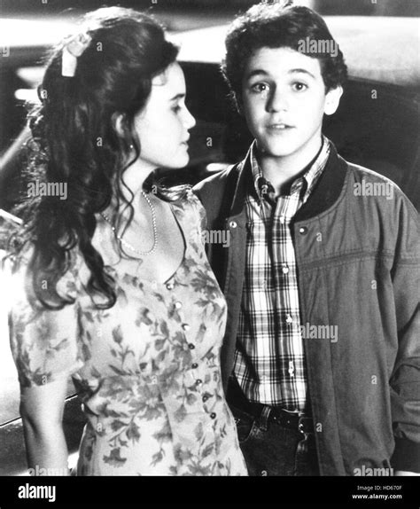 THE WONDER YEARS, from left: Carla Gugino, Fred Savage, 'Triangle ...