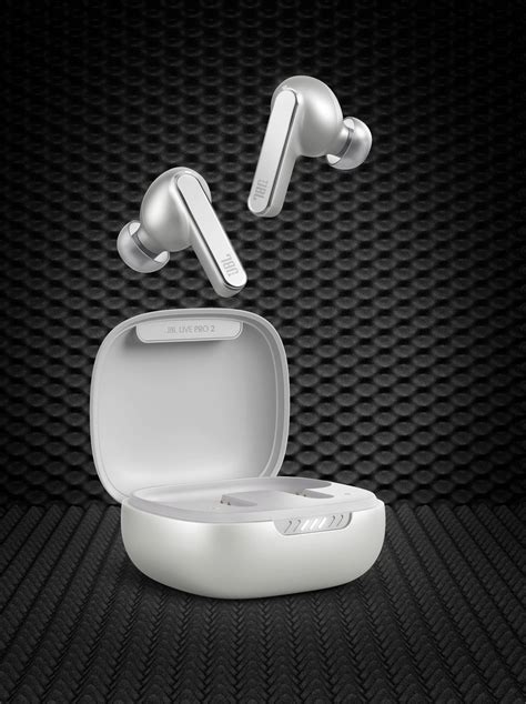 Sussing Out A Gem | HWM Singapore - lifestyle - Read this story on ...