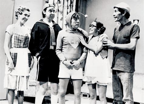 Biografía de Roberto Gómez Bolaños: Su vida y sus personajes | Vogue