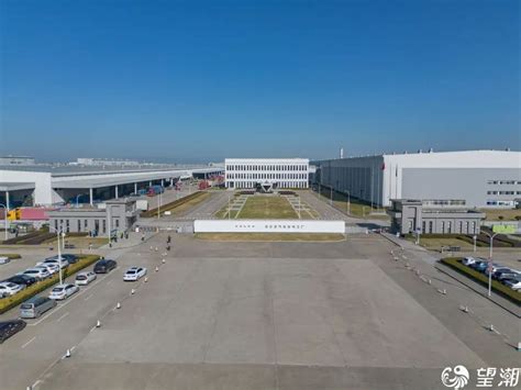 全新纯电C40台州工厂正式下线 7月上市_凤凰网汽车_凤凰网