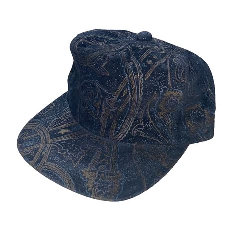 paisley print suede cap | NOIR ONLINE