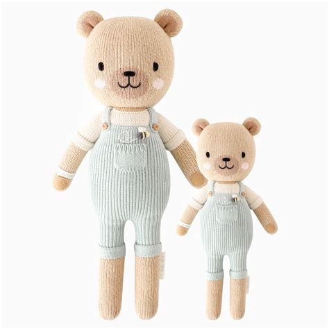 Hand-knit dolls – cuddle+kind
