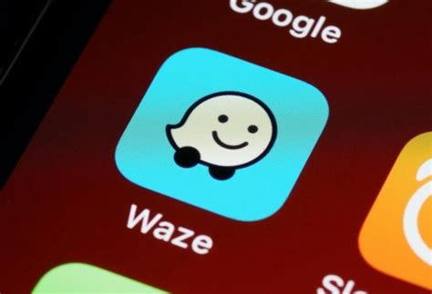 Google's Waze app adds new feature that warns about dangerous roads ...