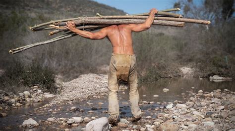 Primitive Hut Making 的图像结果