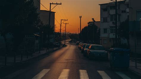 Download wallpaper 3840x2160 road, cars, buildings, twilight, dark 4k ...