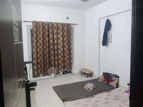 Aarcity Regency Park Gaur City 2 Rent - WITHOUT BROKERAGE Semi ...